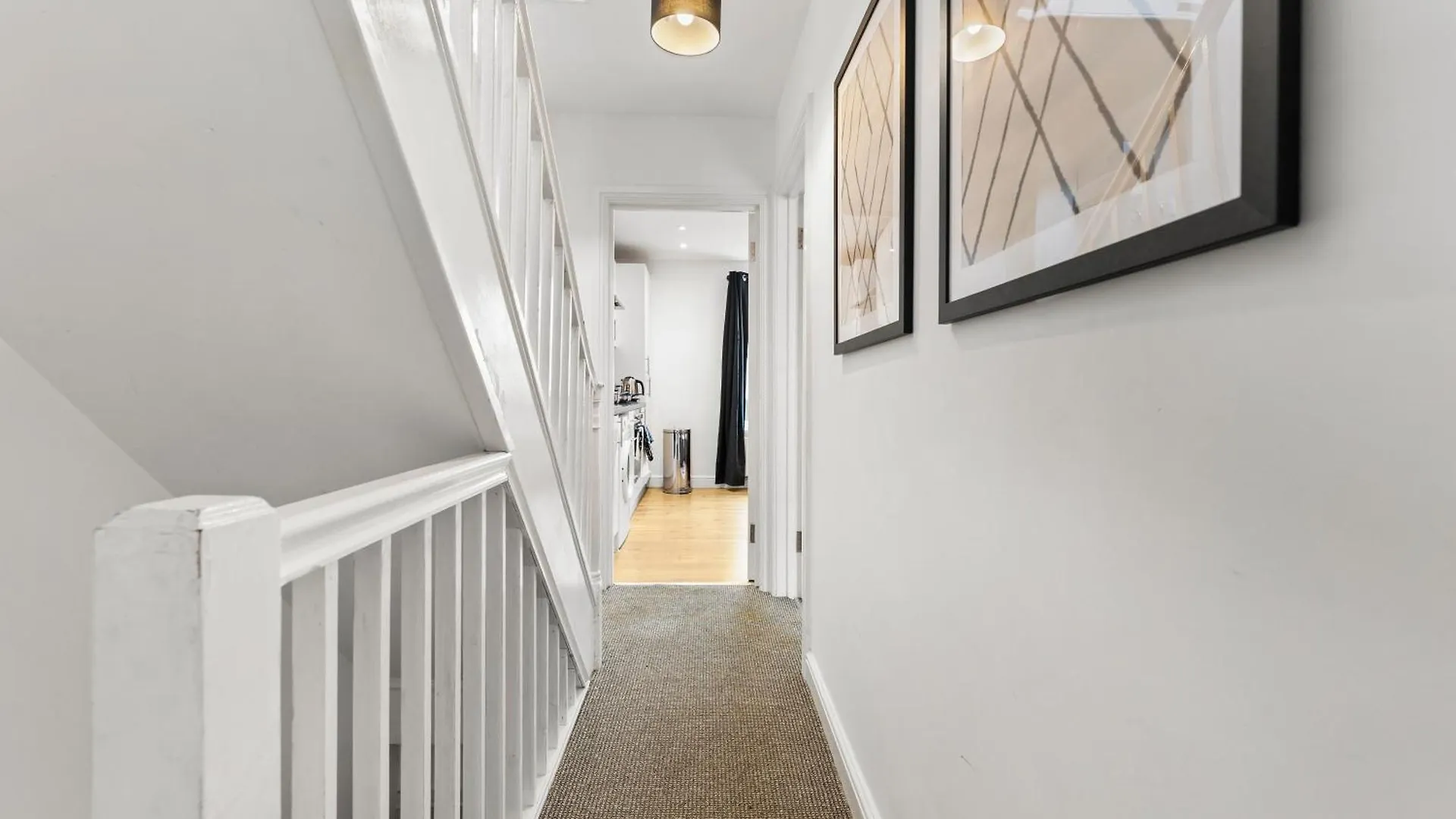 Stylish 3 Bed Flat In Brighton - Sleeps 8 Apartment